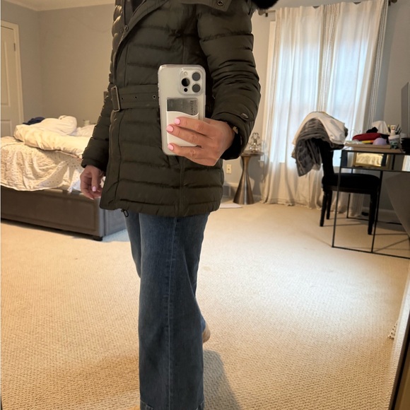 Authentic Burberry coat - Picture 8 of 10